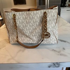 Michael Kors bag